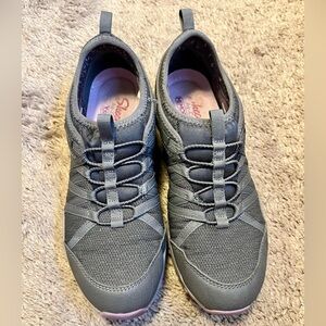 Skechers Seager Hiker Topanga Womens Slip On Shoes